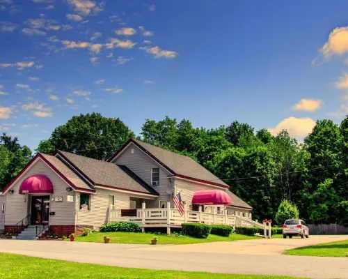 The Autumn Inn Hotels in Bennington