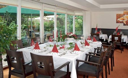 Pension Weinberg Güstrow - Housity