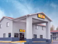 Super 8 by Wyndham Locust Grove Hotels in Locust Grove