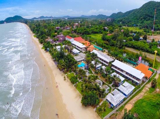 Chaolao Tosang Beach Hotel Chanthaburi Updated 2021 Price Reviews Trip Com Chaolao Tosang Beach Hotel Chanthaburi Updated 2021 Price Reviews Trip Com