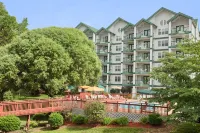 Grand Crowne Resort