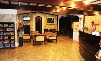Jambuluwuk Convention Hall & Resort Puncak