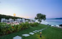 Avaton Luxury Beach Resort - Relais & Chateaux Hotels in Ierissos