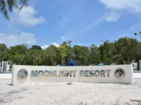 Moonlight Resort Hotels near Koh Rong Sanloem