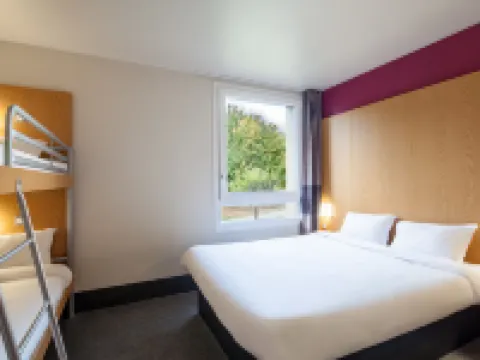 B&B Hotel Marne-La-Vallée Torcy Gare 3 étoiles Hotels in Torcy