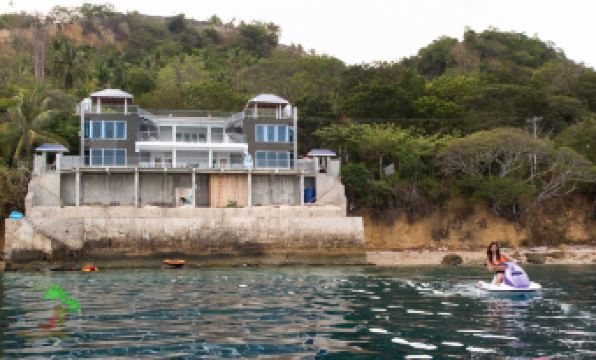 Jaynet Oceanview Resort - Housity