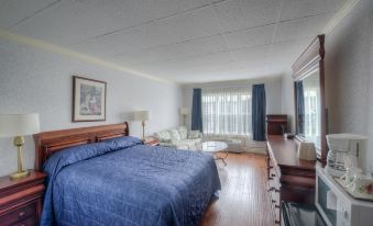 Claymore Inn and Suites