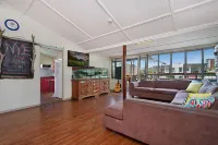 Gladstone Backpackers Hotels in Gladstone Central