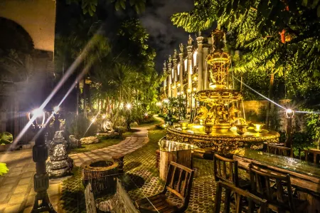 Pingdoi Hualin Boutique Hotel Отели рядом с достопримечательностью «One Plus Condo CMU»