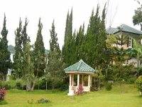 Villa Puncak Resort Hotels in Pacet