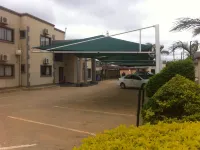 Four Pillars Lodge