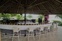 CityBlue Creekside Hotel & Suites - Barer
