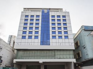 OYO Hotel Palak Residency Near Erragadda Metro Station