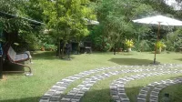 Villa Begonia Hotels near Inigala Temple