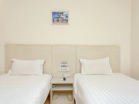 速8酒店(济南山师文化东路店) - 标准双床房