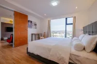 Heroes Hotel