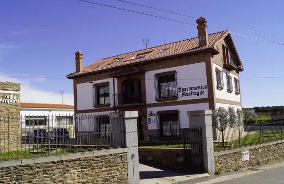 蒙福拉古鄉村公寓