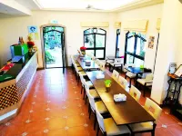 Bora Bora Guest House - breakfast