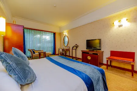 Pacific Internatinal Hotel Отели рядом с достопримечательностью «CPC Sichuan Shengsifating Committee Party School»