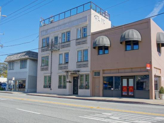 Hotel 1110 1110 Del Monte Ave Monterey Ca 93940