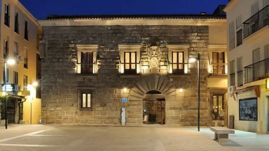 Palacio Carvajal Girón