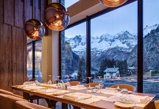 3. 그랜드 호텔 코..