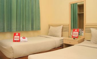 Nida Rooms Lubuk Raya 1 Medan Kota at Hotel Grand Lubuk Raya