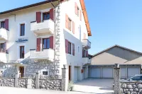 Les Z'hirondelles Hotel a Cran-Gevrier