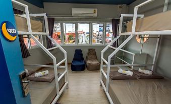 The Moon Hostel Huahin