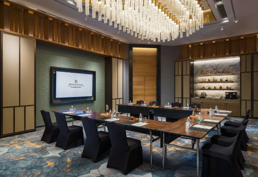 6. 르네상스 홍콩 ..