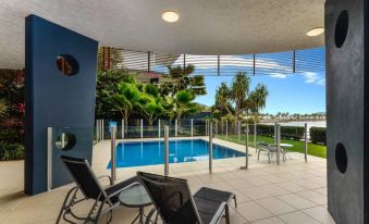 Pavillion 17 - Waterfront Spacious 4 Bedroom with Own Inground Pool and Golf Buggy