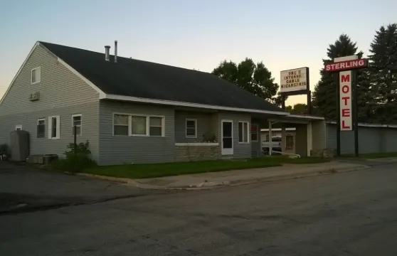 史特林汽車旅館