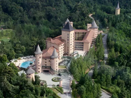 The Chateau Spa & Wellness Resort