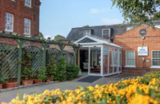 Baylis Park Hotel
