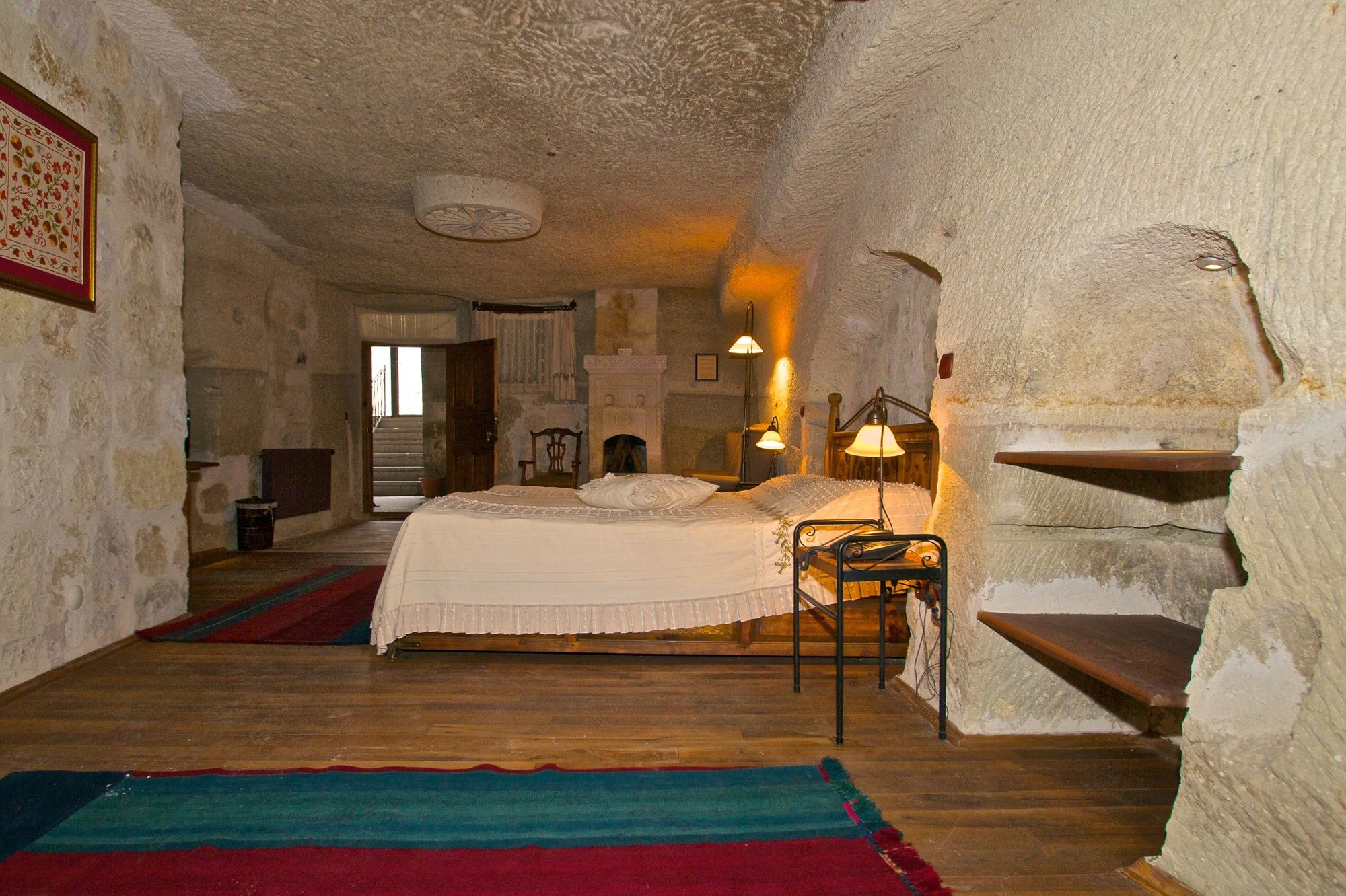 Sultan Cave Suites