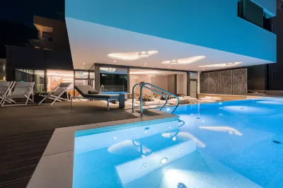 Hotel Ani Hotels in Makarska