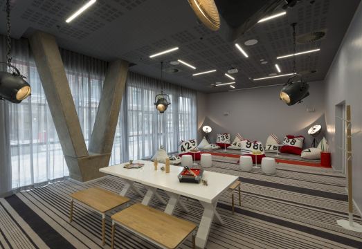 루프탑 바 및 라운지