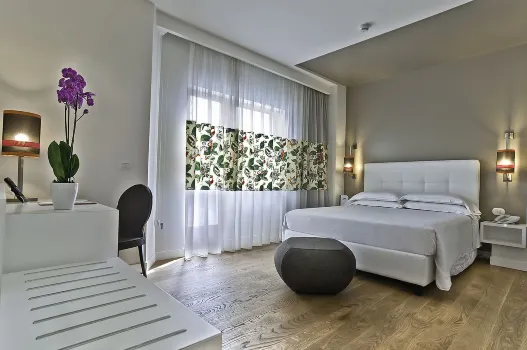 Hotel Caravel Hotels near Hostaria Antica Roma