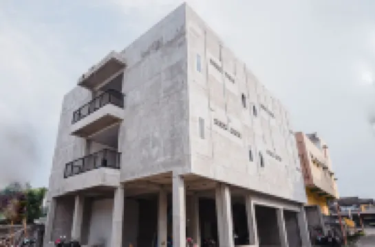 OYO 185 Roriz House Hotels in 