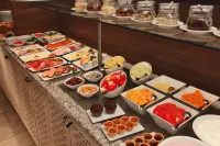 H+ Luebeck - breakfast