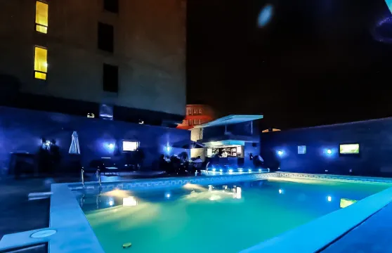 拉各斯機場金色鬱金香基本酒店