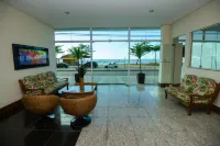 Hotel Plaza Mar - parking