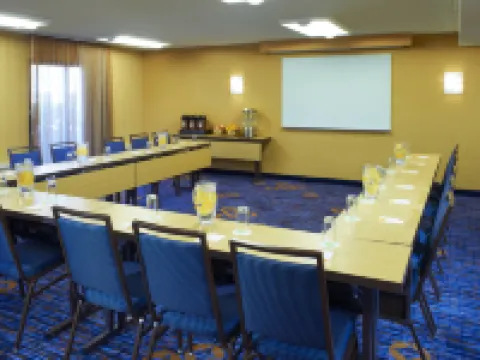 Courtyard Chicago Deerfield Hotels in Deerfield