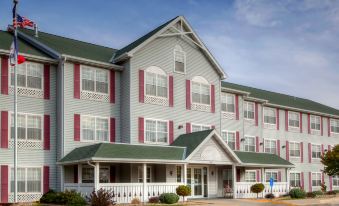 Country Inn & Suites by Radisson, Waterloo, IA