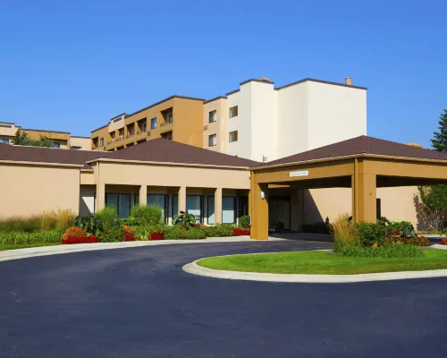 Courtyard Chicago O'Hare Hotels in Des Plaines