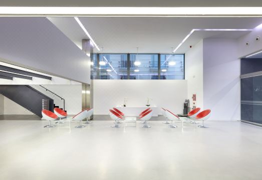 유로스타 센트럴 로비 전경