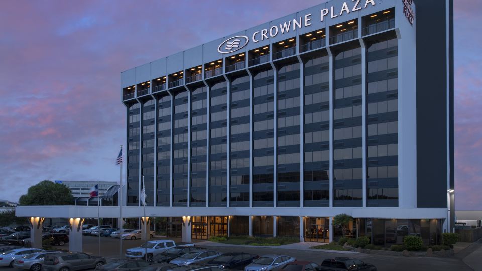 Crowne Plaza SAN ANTONIO AIRPORT by IHG