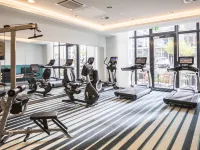 Capri by Fraser, Frankfurt Hotels near Gallusviertel
