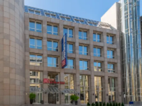 Hilton Garden Inn Frankfurt City Centre Hotels near Eurotower