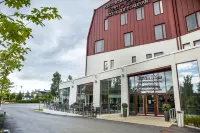 Hotel Red & Green Các khách sạn gần Fountain Kristinestad